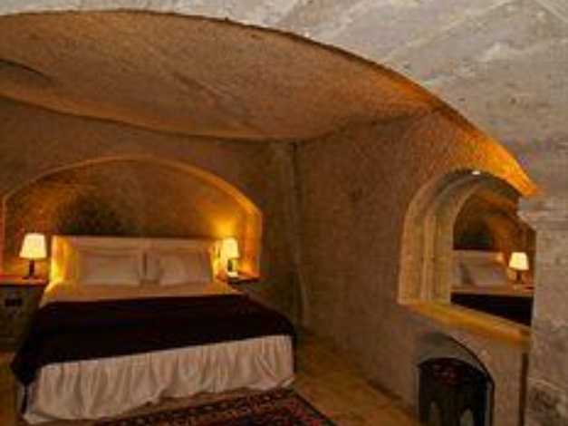 Grand Cave Suites