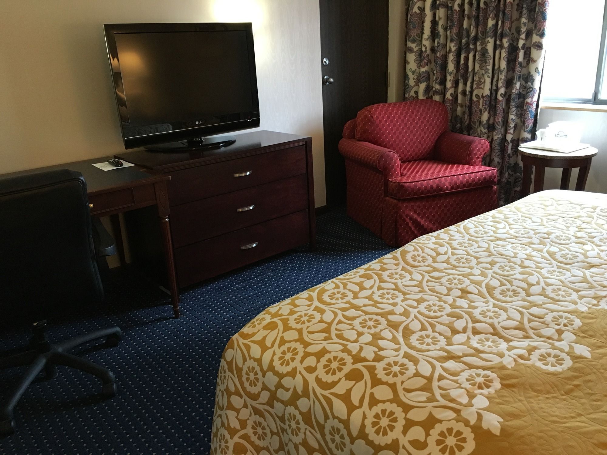 Days Inn by Wyndham Berlin Meriden