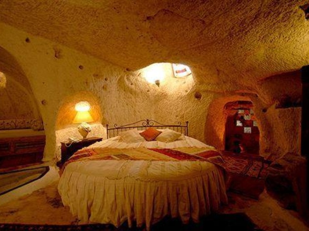 Mithra Cave Hotel