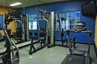 Platinum Inn & Suites Webster - نادي رياضي