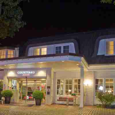 Courtyard Hamburg Airport Hotel Exterior