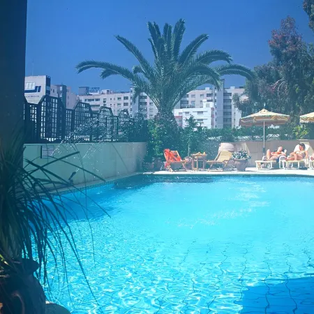 Chrielka Hotel