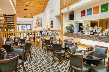 Baymont Inn and Suites by Wyndham Franklin, Indiana