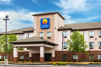 Comfort Inn & Suites Hotels in Cave City