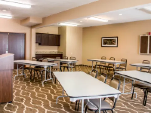 Comfort Suites Hotels in Comal County