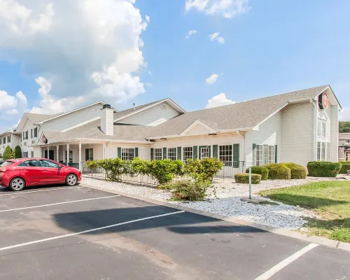 이코노 로지 인 & 스위트