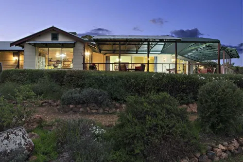 Shambhala Guesthouse