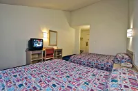 Quality Inn Shawnee North I-40