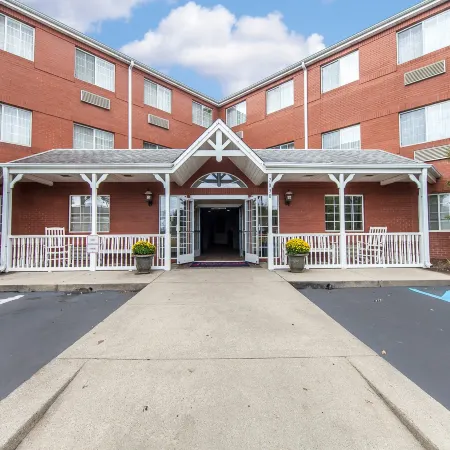 MainStay Suites Chattanooga Hamilton Place Отели рядом с достопримечательностью «Торговый центр Hamilton Place»
