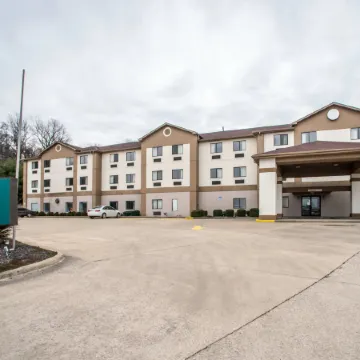 Quality Inn & Suites Caseyville - St. Louis