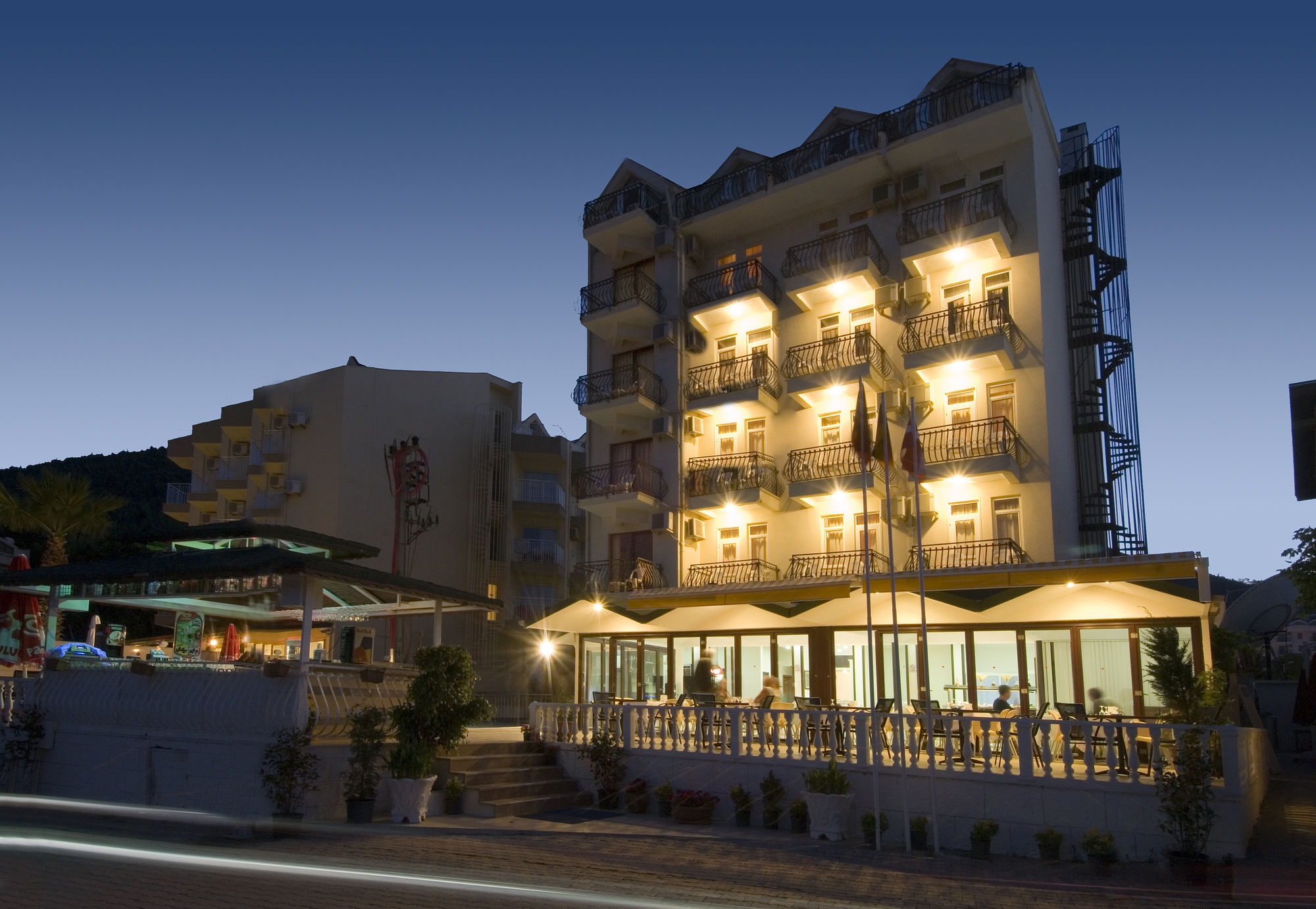 B&B Yüzbaşı Beach Hotel