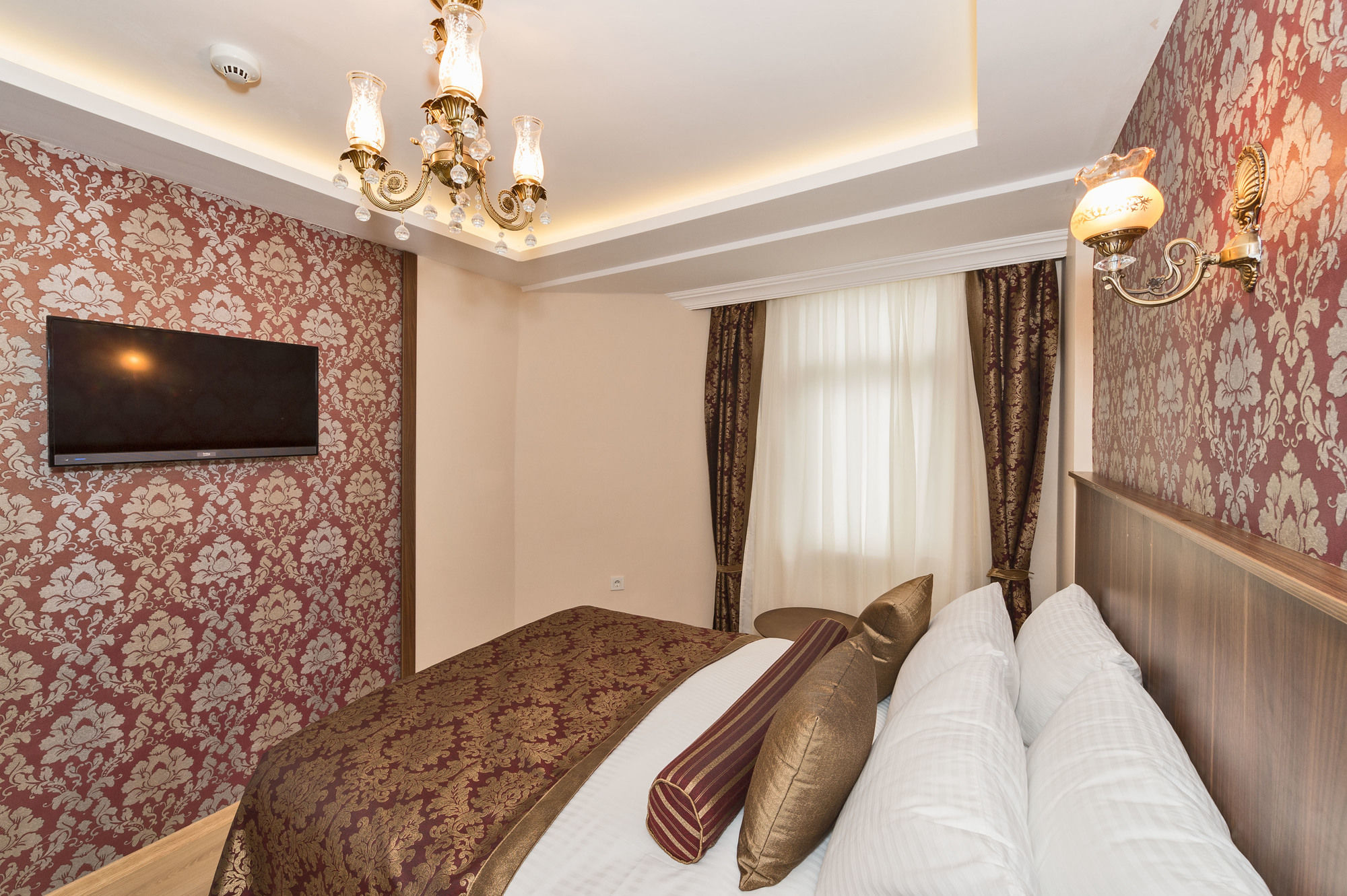 Marmara Place Old City Hotel