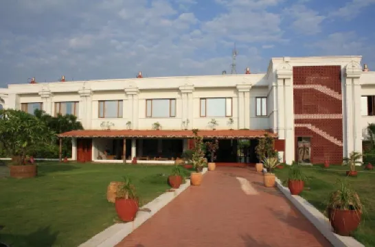 Chariot Beach Resort Hoteles cerca de Pancha Rathas