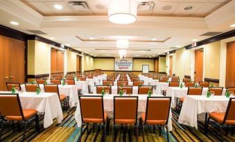 Fairfield Inn & Suites by Marriott Toronto Airport