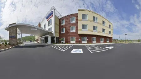 Fairfield Inn & Suites Elmira Corning Отели в г. Элмайра