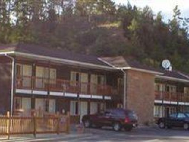 Americas Best Value Inn by The River Hot Springs