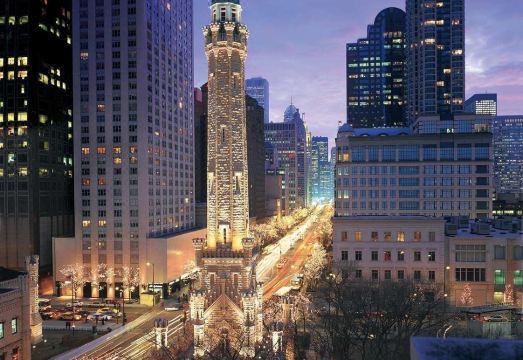 더블트리 바이 힐튼 시카고 매그니피센트 마일