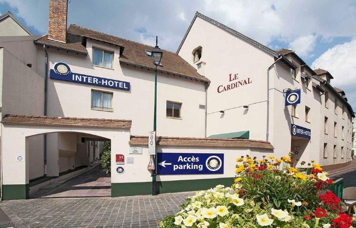 Hotel le Cardinal Rueil Centre