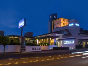 Hotel Horizon and Convention Center