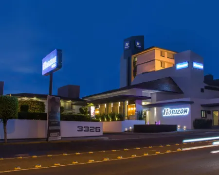 Hotel Horizon & Convention Center Hotels in Morelia