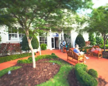 Tradewinds Apartment Hotel Miami Beach