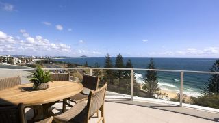 breeze-mooloolaba-ascend-hotel-collection