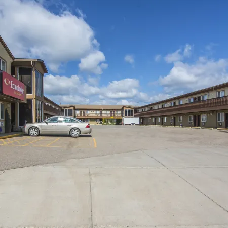 Econo Lodge Inn & Suites High Level