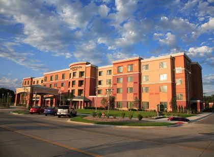 Courtyard Omaha Aksarben Village