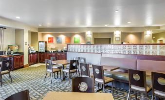 Comfort Suites McDonough Atlanta South