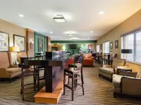 Econo Lodge Wanamaker Hotels in Topeka