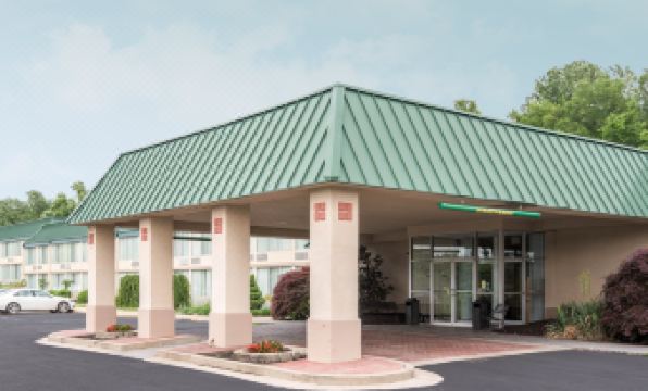 Clarion Inn - Housity
