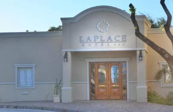 拉普拉斯酒店