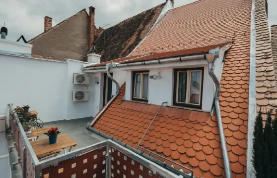 黃色復仇公寓式酒店