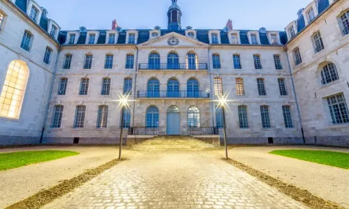 La Parenthèse Envoutée