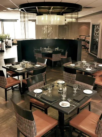 Quattro Hotel & Conf Centre, Ascend Hotel Collection