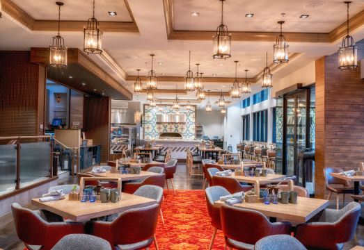 1. 델타 호텔 바이..