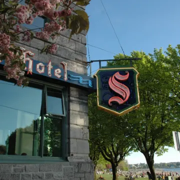 The Sylvia Hotel Hôtels à proximité de : Parc Stanley