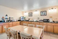 Quality Inn & Suites Limon - breakfast