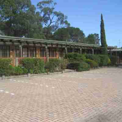 Mahogany Park Hotel Exterior