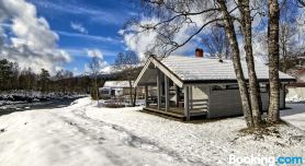 Jølstraholmen Camping og Hytter