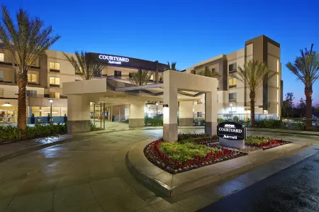 Courtyard Long Beach Airport