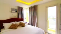 Regency Grand Suites