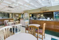 Quality Inn & Suites Franklin Hotels in Franklin