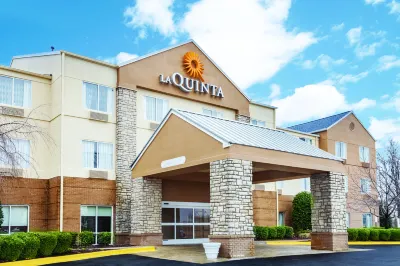 La Quinta Inn & Suites by Wyndham Hopkinsville فنادق في هوبكينزفيل