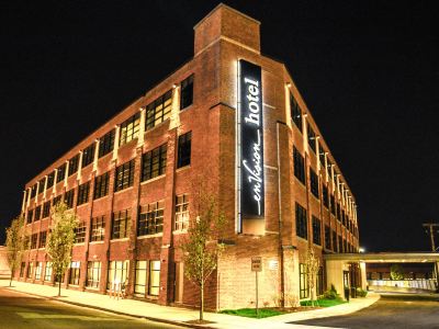 EnVision Hotel Boston-Everett