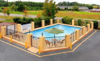 Quality Inn Adairsville-Calhoun South