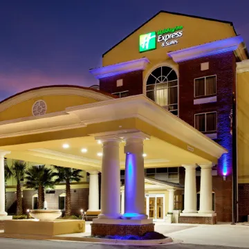 Holiday Inn Express & Suites CRESTVIEW SOUTH I-10 by IHG