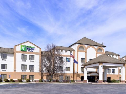 Holiday Inn Express & Suites Madison