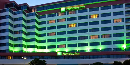 Holiday Inn Port of Miami-Downtown Отели рядом с достопримечательностью «Портмайами»