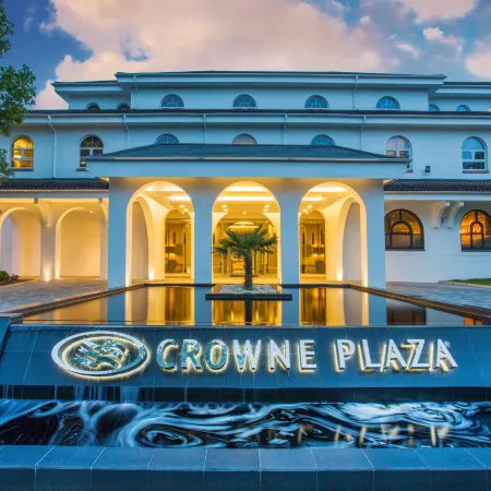 Crowne Plaza GERRARDS CROSS by IHG Отели в г. Биконсфилд
